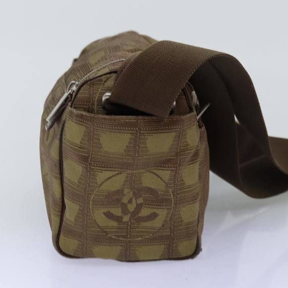 CHANEL New Travel Line Shoulder Bag Nylon Brown CC Auth th4868 - Picture 3 of 16